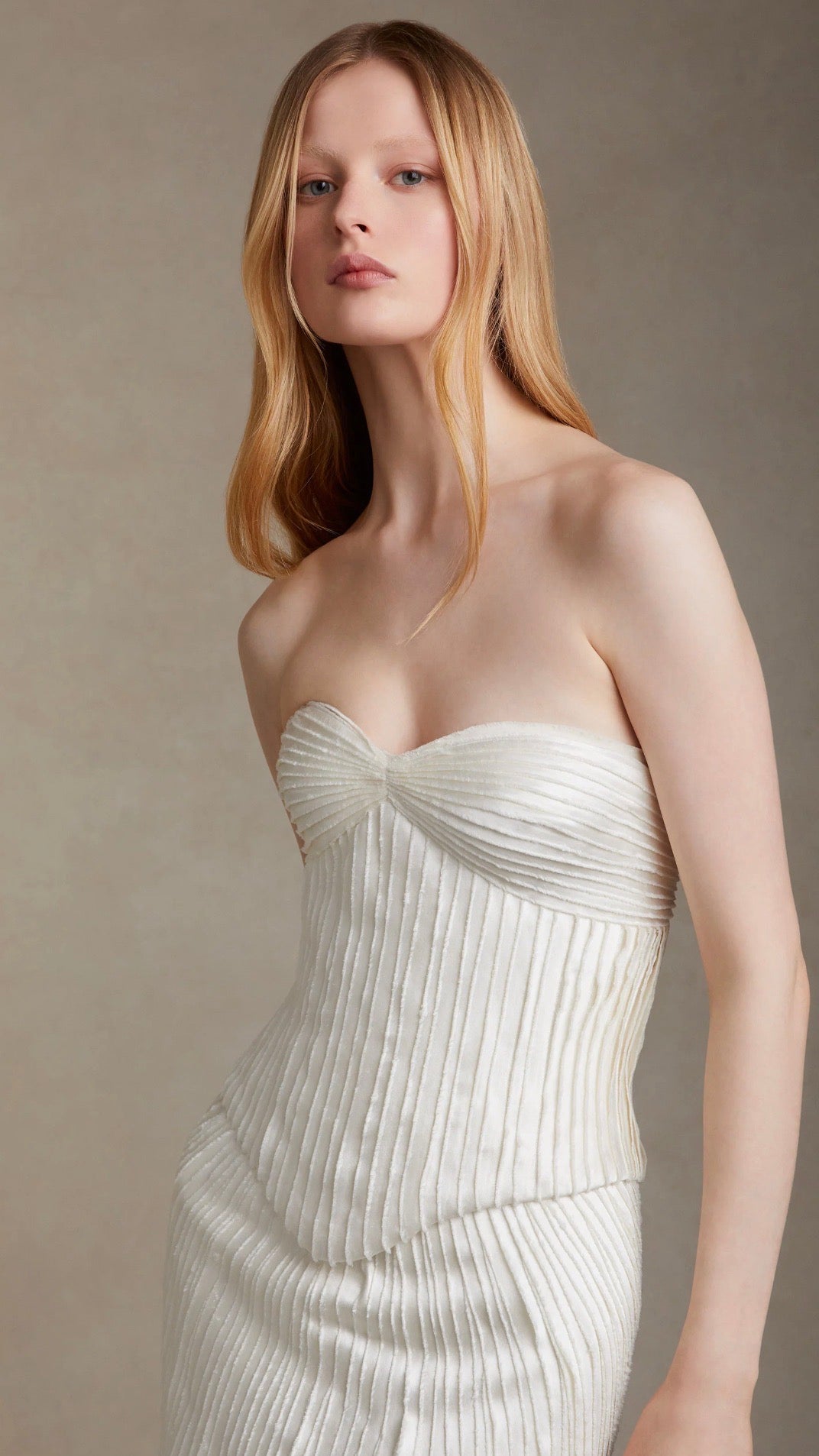 Ella Bustier