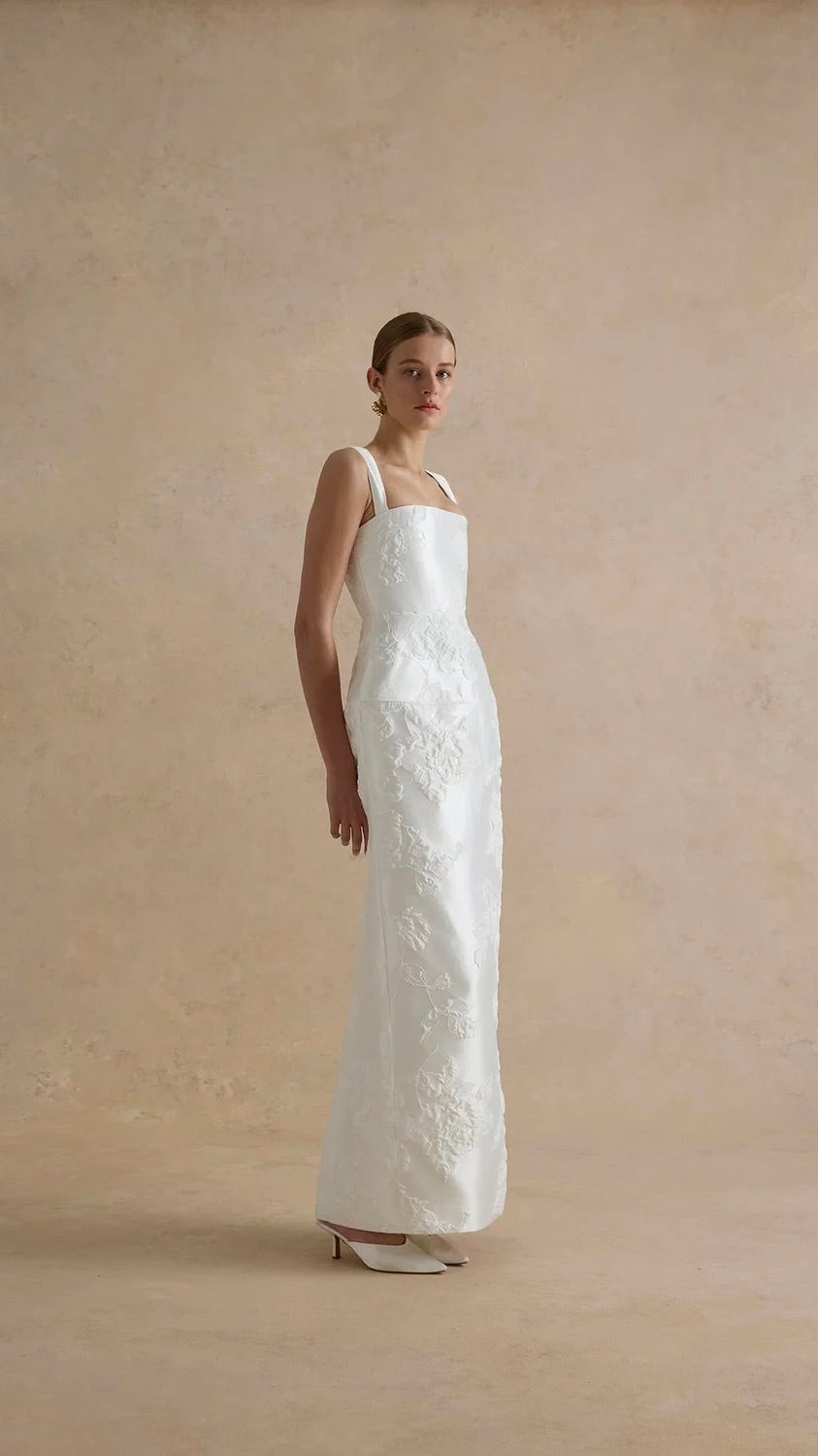 Minha Gown